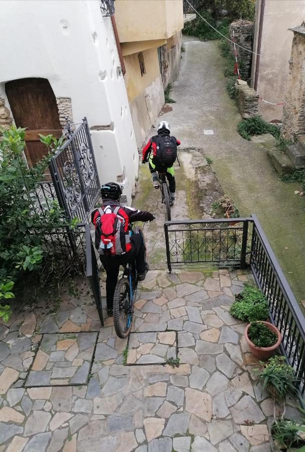 Casa Di Anna Bed & Breakfast Tovo San Giacomo Exterior photo